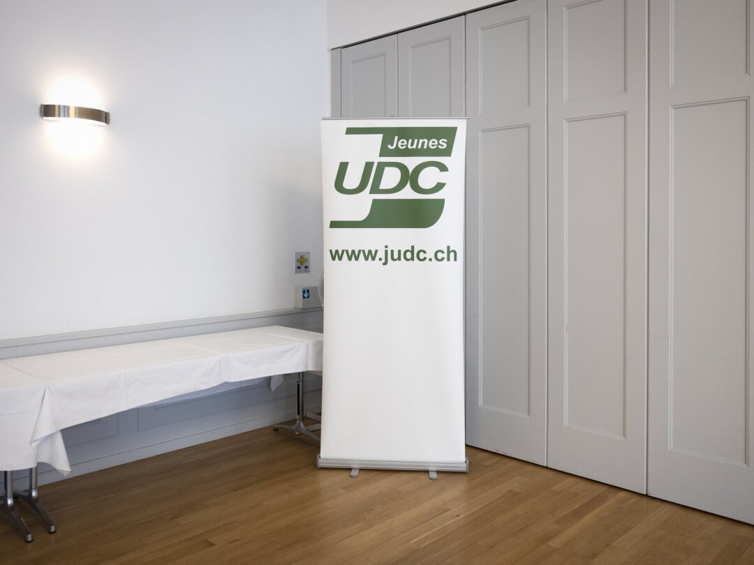Le parti précise que le jeune concerné «a fait part à la direction du parti de sa démission complète de l’UDC Neuchâtel et des Jeunes UDC Neuchâtel».