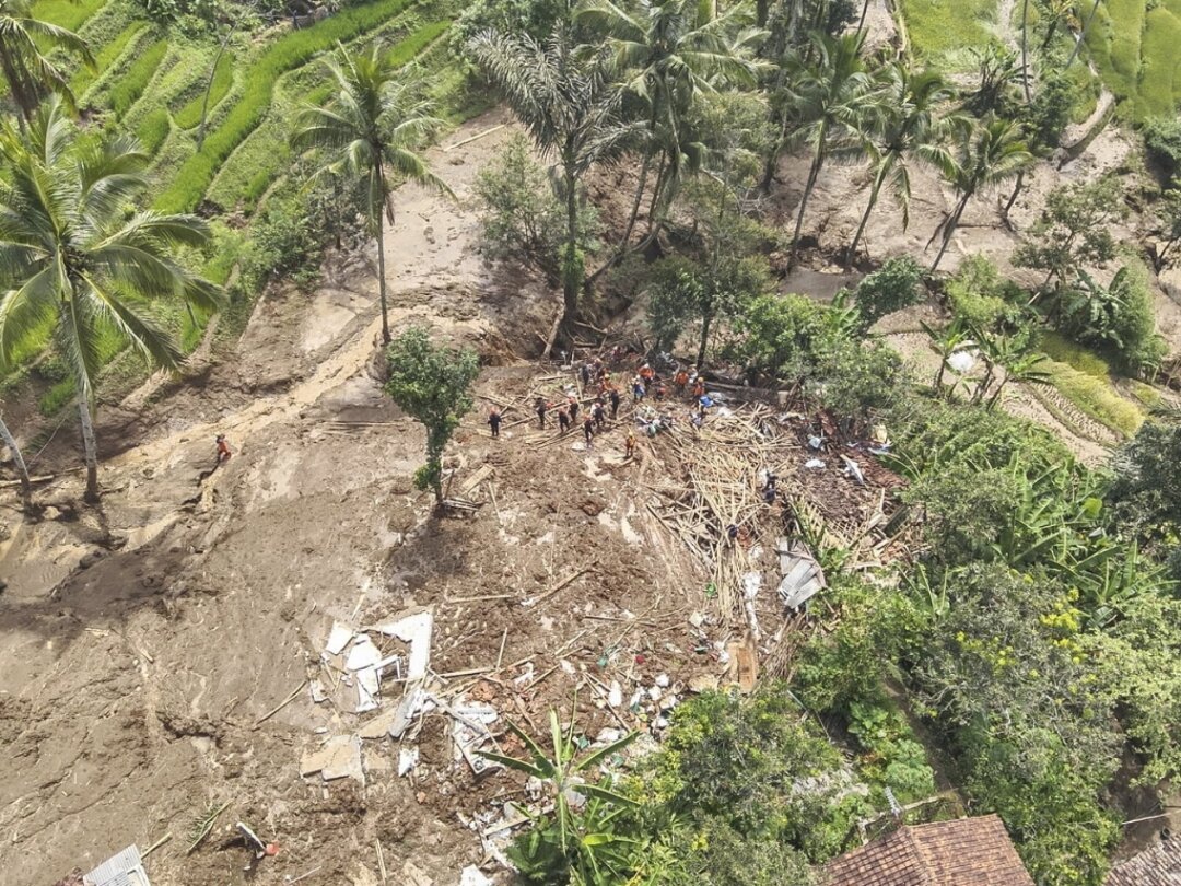 Début mars, des inondations et des glissements de terrain sur l’île de Sumatra avaient tué au moins 30 personnes et des dizaines d’autres sont toujours portées disparues (illustration).