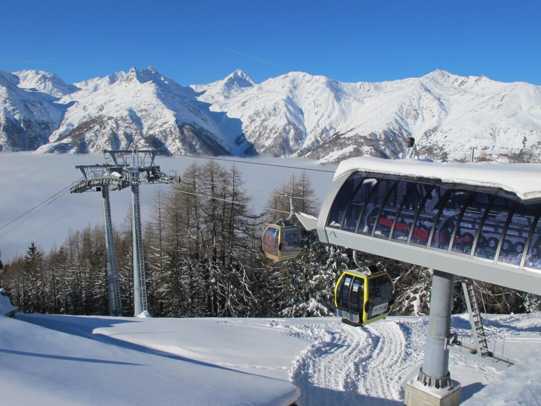 La station de ski de Grächen, dans le Haut-Valais, comprend dix remontées mécaniques et revendique 44 km de pistes.