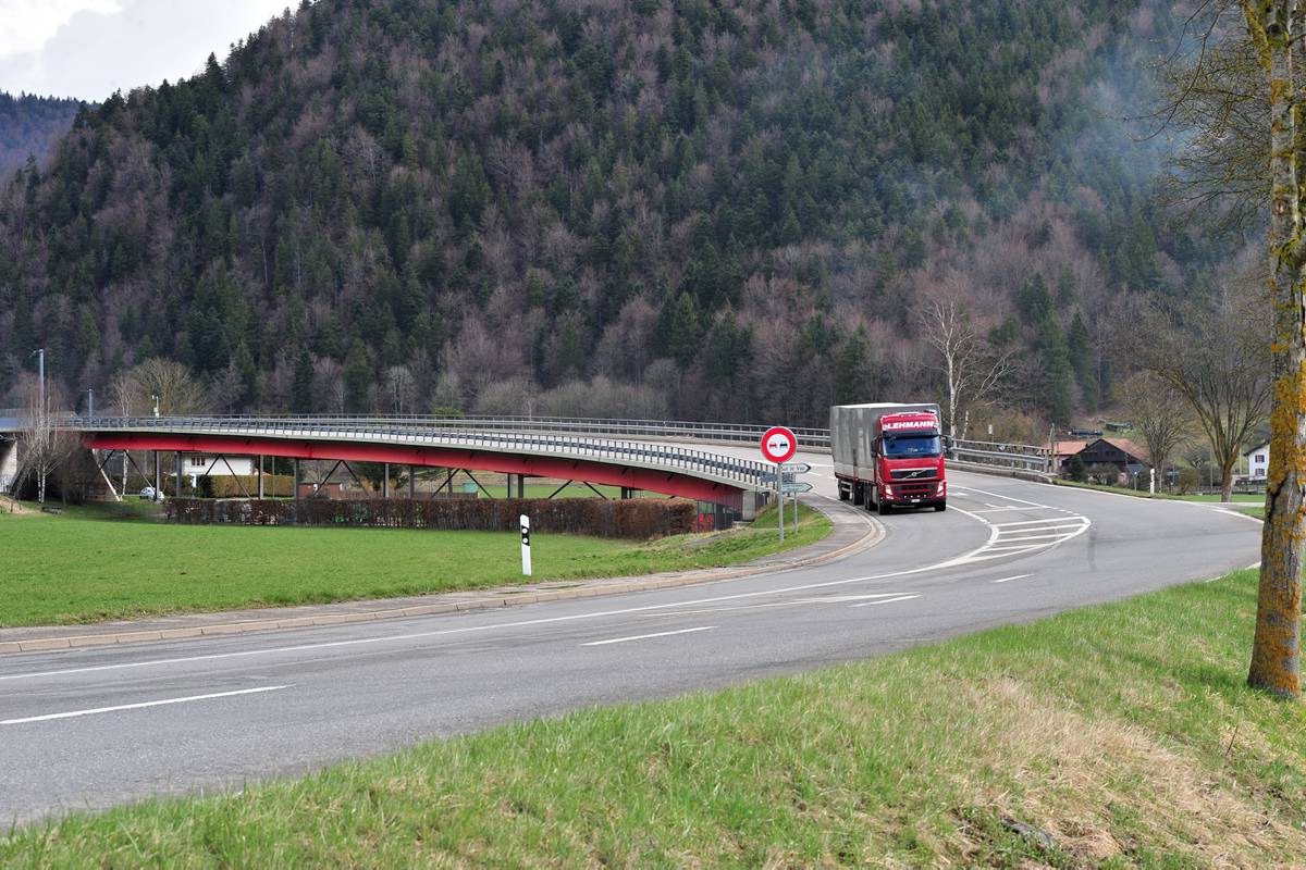 La viaduc du Crêt-de-l'Anneau en 2011.