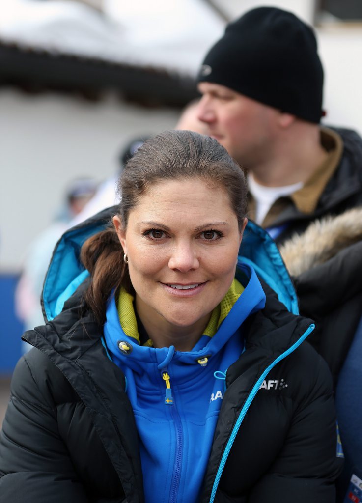 epa03601432 Sweden's Crown Princess Victoria during the Cross Country women's 10 km free individual final at the Nordic Skiing World Championships in Tesero, Val di Fiemme, Italy, 26 February 2013.  EPA/SRDJAN SUKI