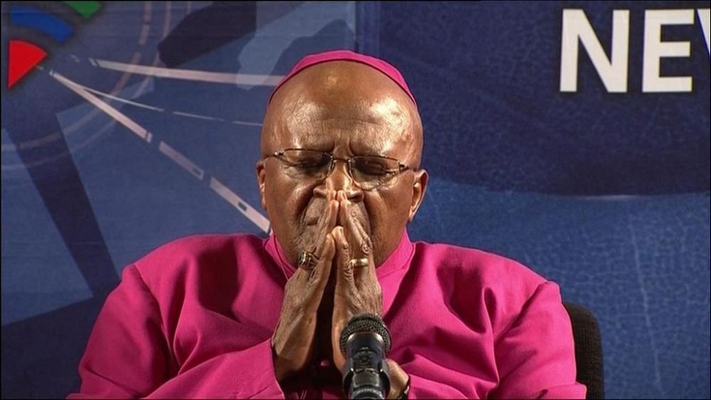 Desmond Tutu a appelé dimanche à la paix pour la Centrafrique.