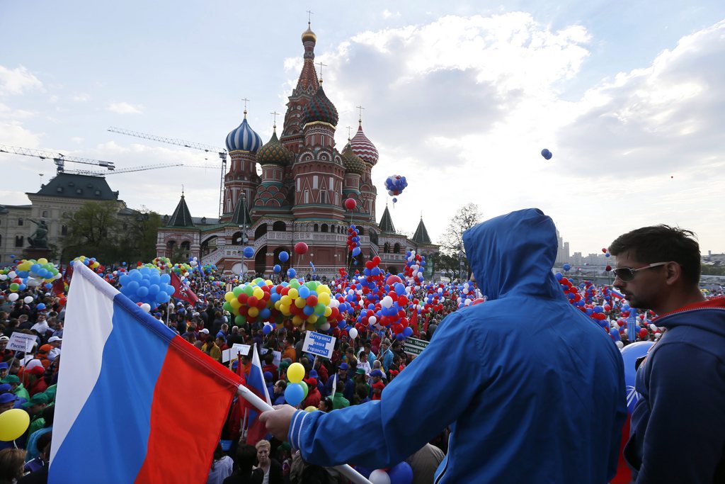 Les célébrations du 1er mai ont débuté jeudi en Europe par des affrontements à Istanbul et par un défilé patriotique sur la place rouge à Moscou.