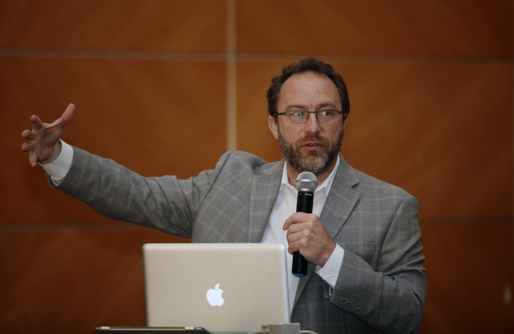 Jimmy Wales, cofondateur de Wikipédia, l'un des sites internet les plus visités au monde, une référence incontournable.