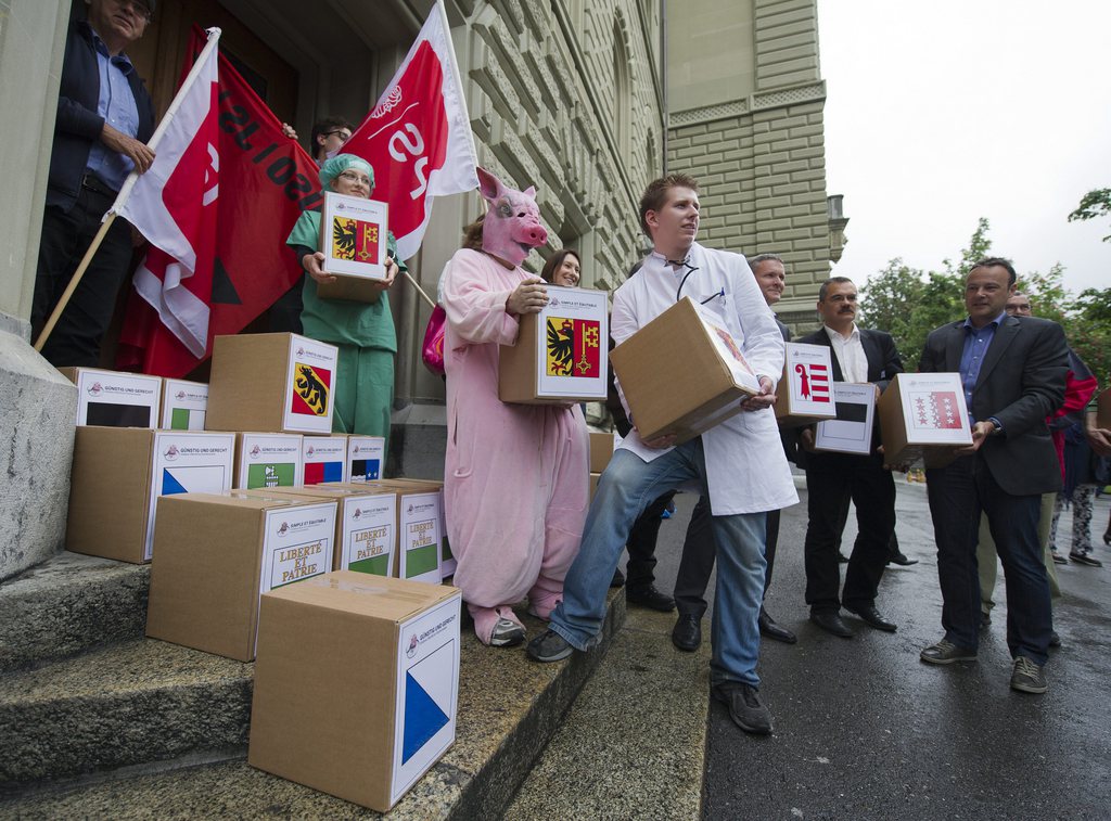 L'initiative déposée le 23 mai 2012 à Berne. Le peuple se prononcera cet automne.