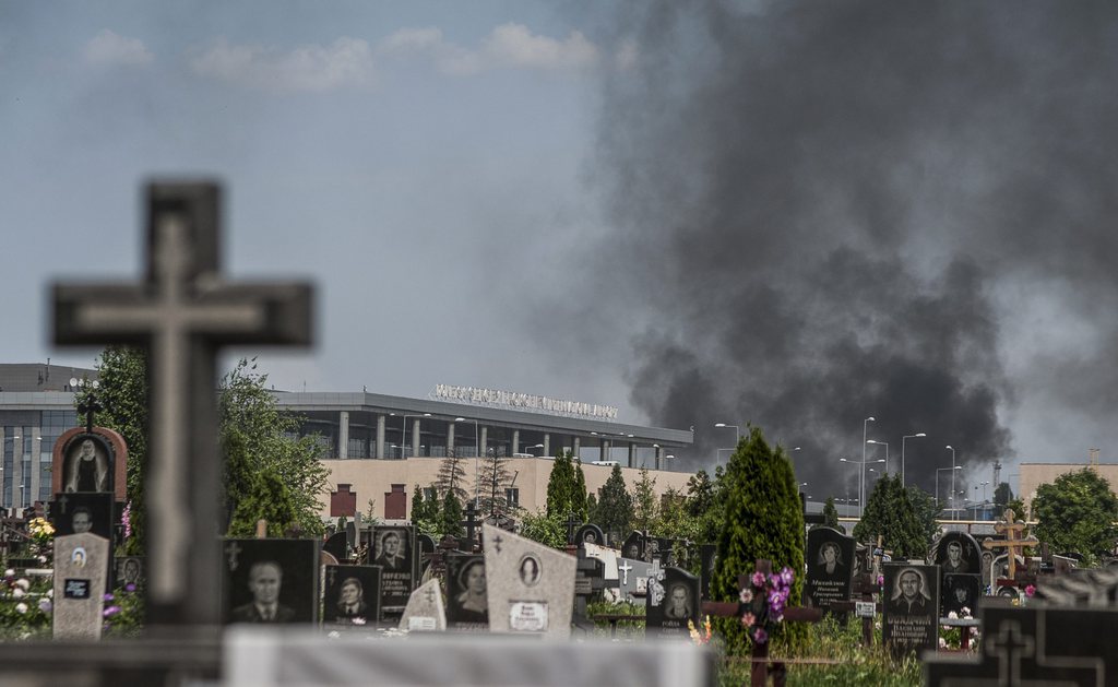 L'aéroport de Donetsk fait l'objet de combats acharnés entre l'armée ukrainienne et les séparatistes pro-russes.