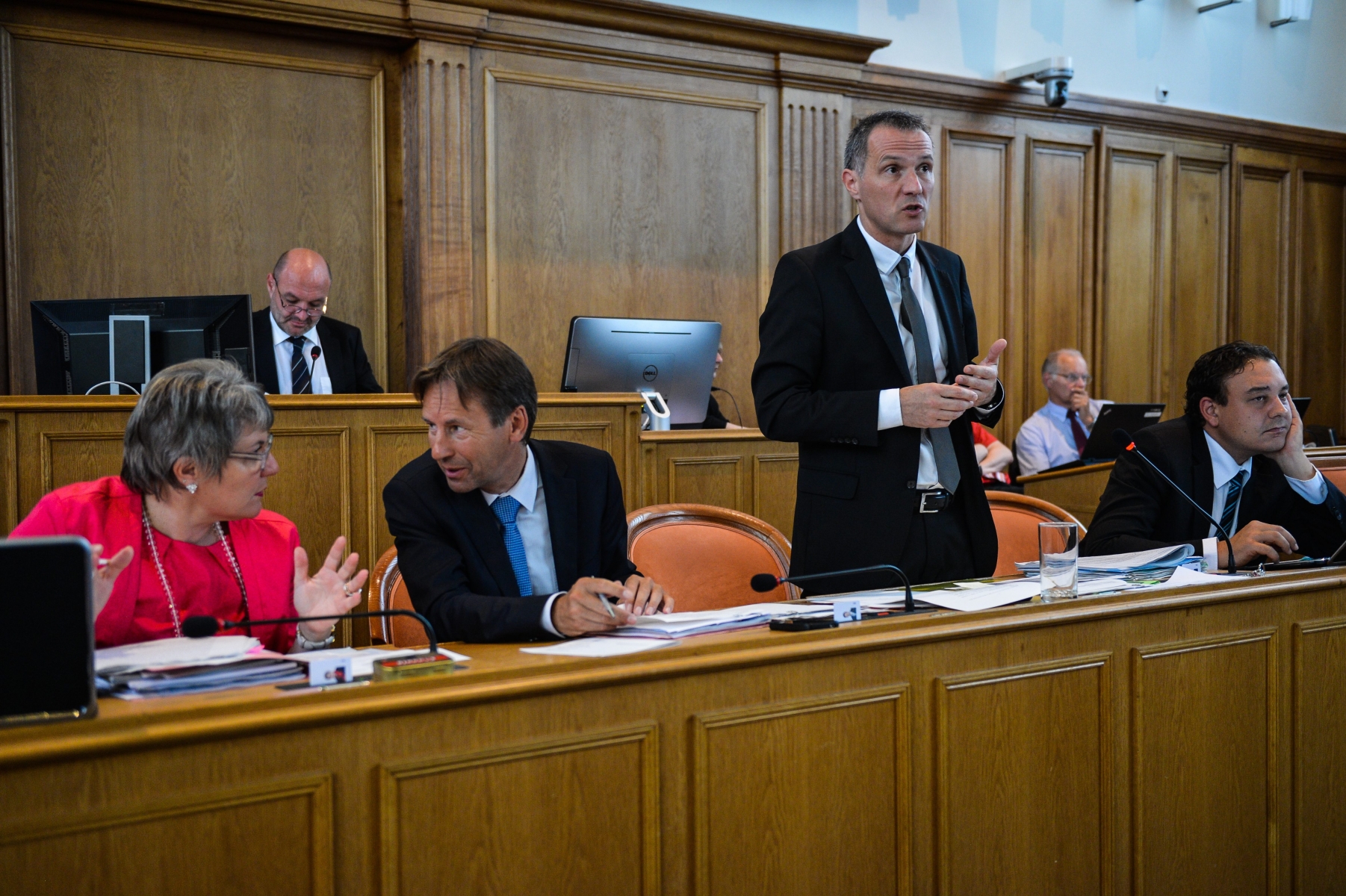Depuis la démission d'Yvan Perrin, le Conseil d'Etat neuchâtelois tourne à quatre membres. 