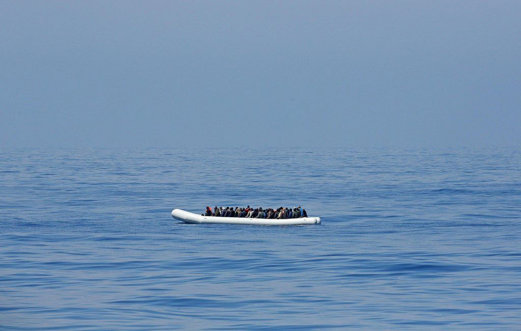 Des réseaux de passeurs se sont organisés pour faire traverser la Méditerranée à des migrants cherchant à rejoindre clandestinement l'Europe.