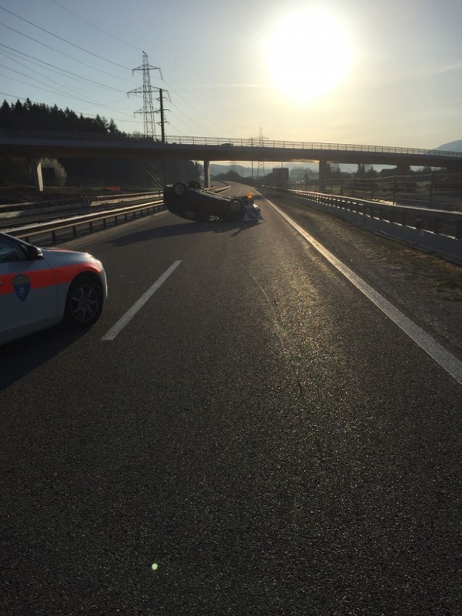 Un accident s'est produit sur l'A16 entre Glovelier et Bassecourt lundi matin. 