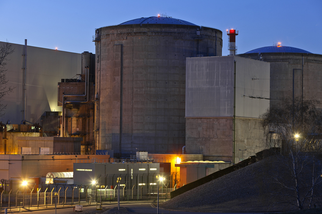 La centrale de Fessenheim, voisine de la Suisse, est la plus ancienne du parc nucléaire français.