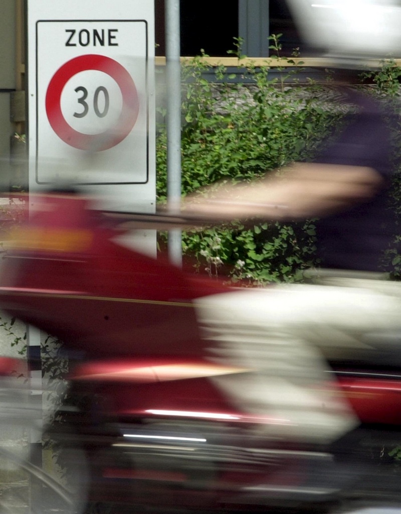 En dépit des beaux jours, les motards sont priés de respecter les limitations de vitesse. La police vaudoise prêtera une attention toute particulière à eux durant le week-end pascal.