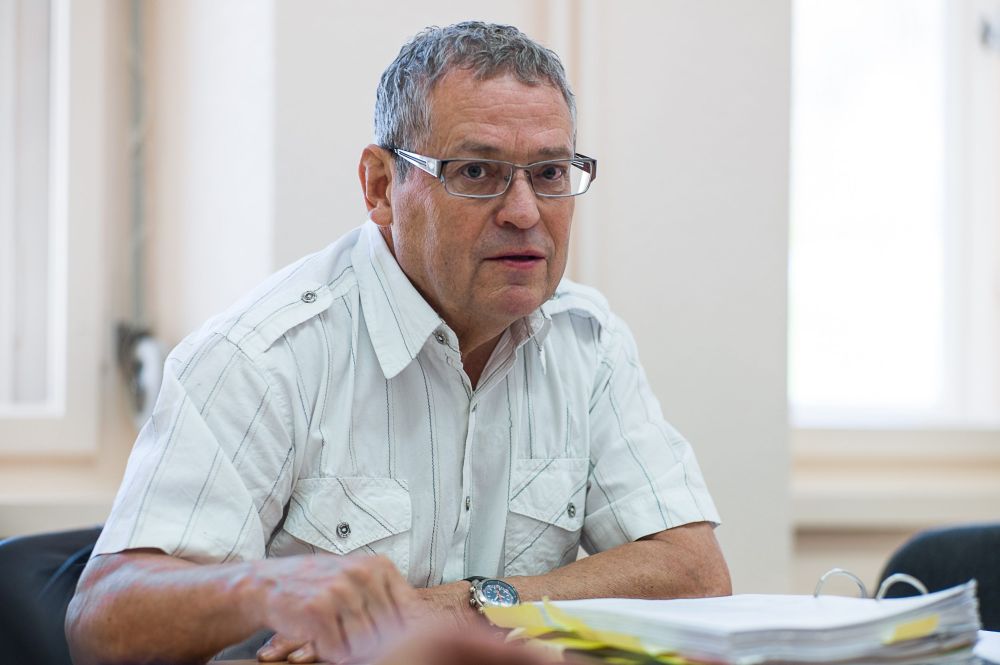 Clinique Montbrillant: nouveau batiment et politique: Freddy Rumo, secretaire du conseil d'administration

La Chaux-de-Fonds, le 03 05 2012
Photo Guillaume Perret
