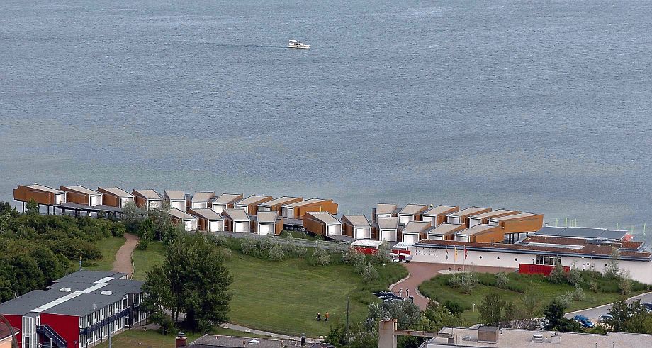 L'hôtel Palafitte a été construit en 1998 pour Expo.02 et aurait dû être démonté à la fin de l'exposition.