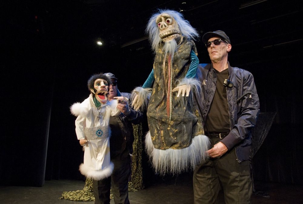 Le monstre de la marionnettes Neville Tranter montera sur scène avec son spectacle "The King"