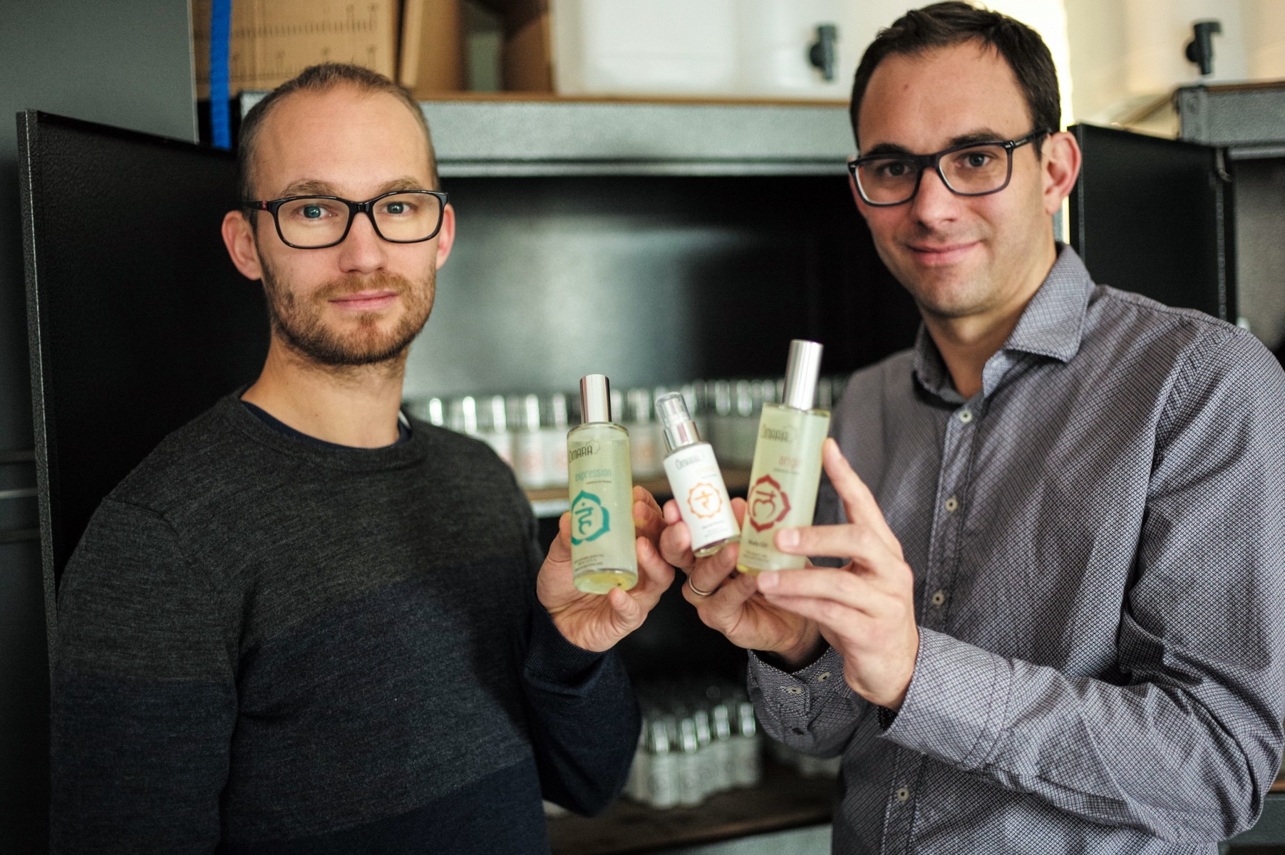 Maurin et Damian Lavergnat, deux frères créatifs lancent une marque de parfums énergétiques. 