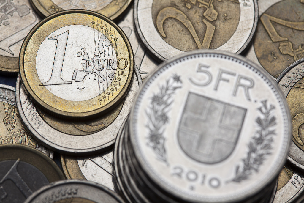 Le franc n'avait jamais été aussi faible face à l'euro depuis un an.