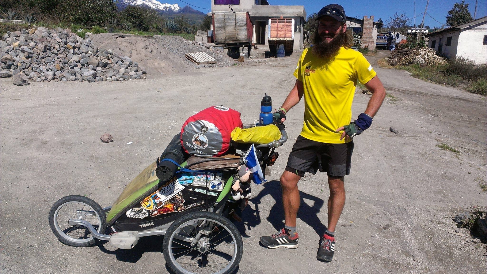 Jamie Ramsay a rejoint l'Argentine depuis le Canada en courant avec un chariot.