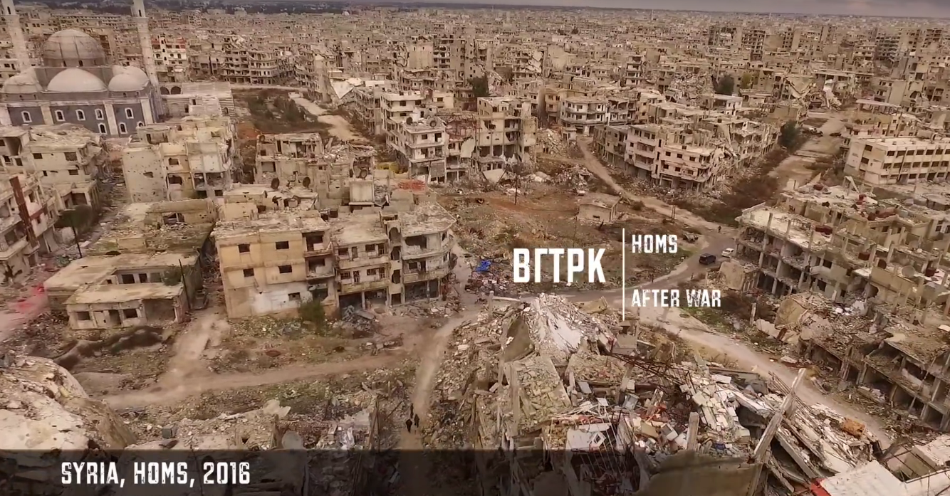 Ces images de la ville de Homs ont été tournées par un drone russe.
