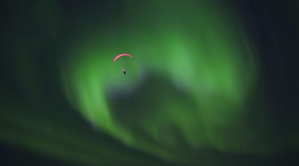 Comme l'impression de voler au milieu des nuages alors que ceux-ci se trouvent à 15'000 mètres au-dessus de sa tête!