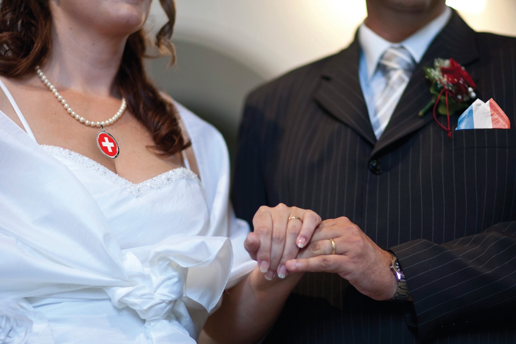 ZUR DEBATTE DES NATIONALRATS UEBER DIE VOLKSINITIATIVE "FUER EHE UND FAMILIE - GEGEN DIE HEIRATSTSTRAFE" STELLEN WIR IHNEN DIESES ARCHIVBILD ZUR VERFUEGUNG: Urs and Viviane I. get married at the Protestant Church in Affeltrangen in the canton of Thurgau, Switzerland, pictured on August 22, 2009. (KEYSTONE/Gaetan Bally)

 SCHWEIZ BUNDESRAT DEBATTE HEIRATSSTRAFFE