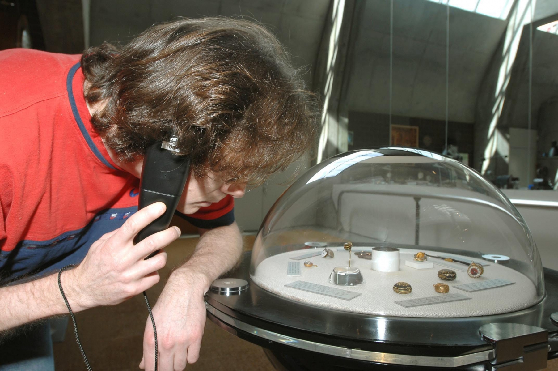 Le Musee international d'horlogerie dispose maintenant d'audioguides accessibles directement sur les smartphones et tablettes. Archives Richard Leuenberger