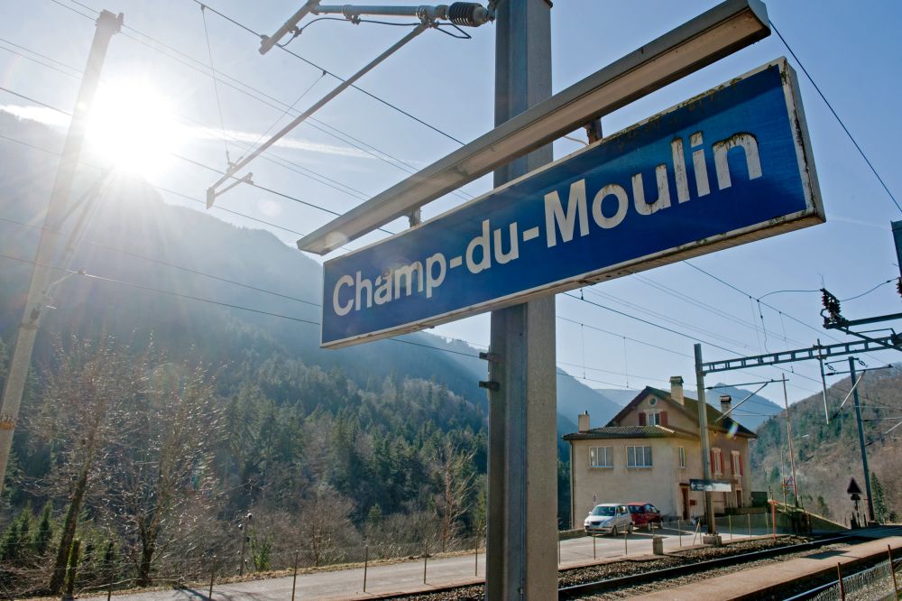 Deux cambrioleurs présumés ont été arrêtés à Champ-du-Moulin.