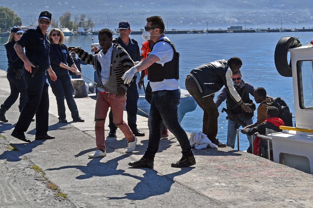 Seuls 41 rescapés auraient atteint Kalamata, en Grèce.
