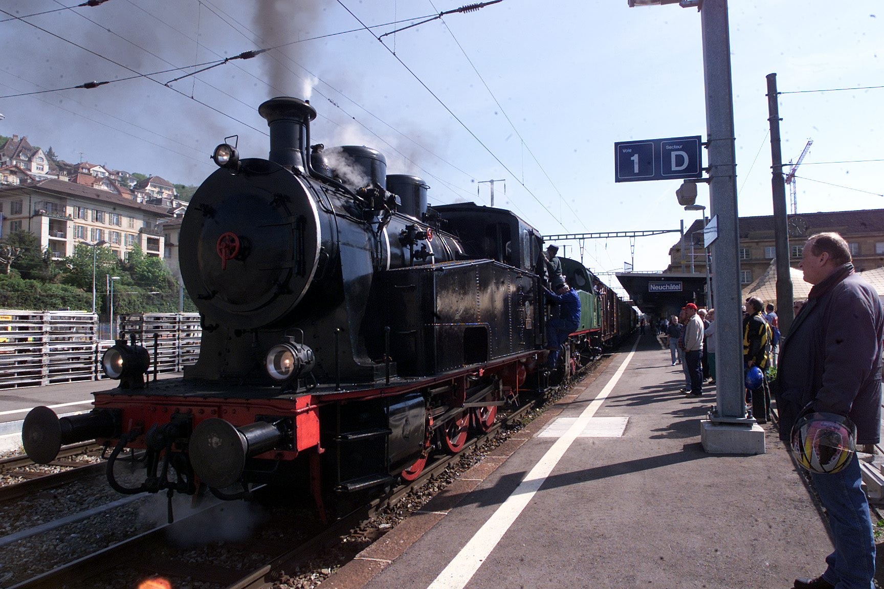 Le vapeur Val-de-Travers (VVT) en gare de Neuchatel.



13.05.01

Photo D.Marchon TRANSPORT