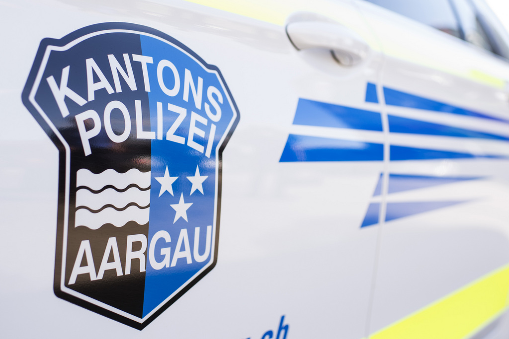 La police argovienne a pu intercepter le chauffard après 7 kilomètres parcourus sur la jante.
