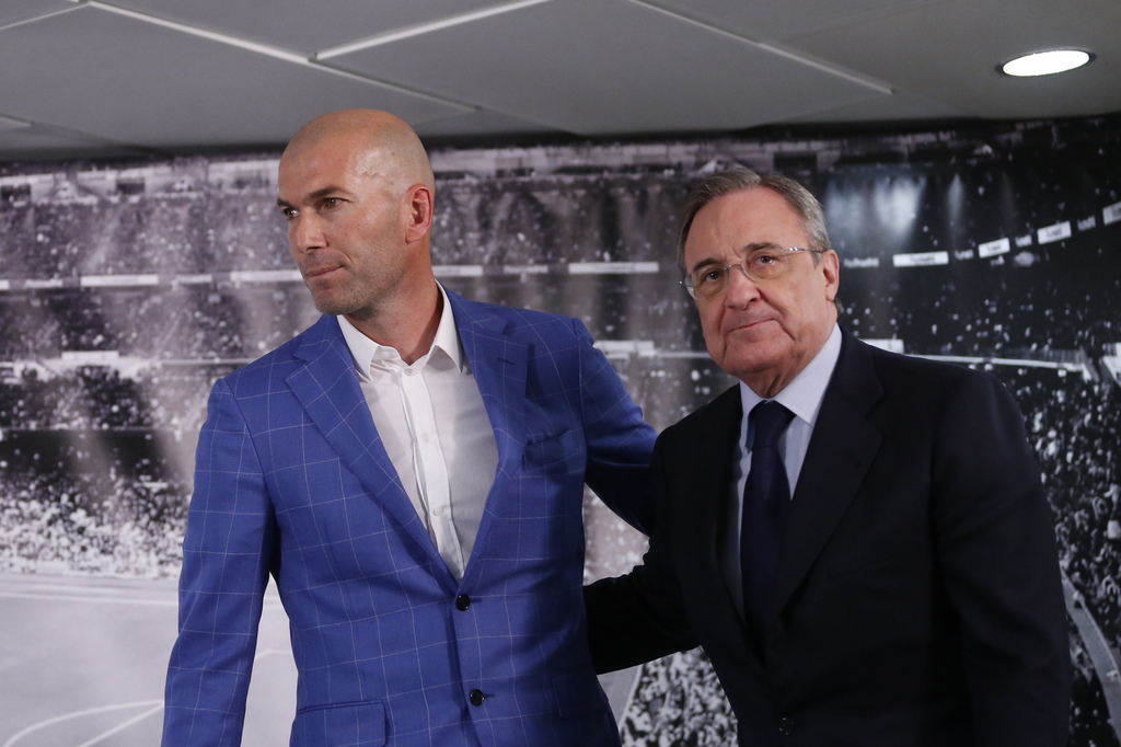 L'entraîneur Zinédine Zidane et le président Florentino Perez. 