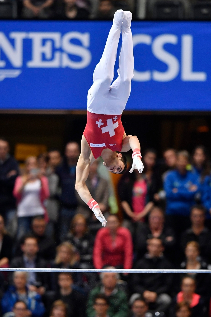 Pablo Braegger from Switzerland performs on the horizontal bar during the Men's Apparatus Finals at the European Men's and Women's Artistic Gymnastics Championships at the Postfinance Arena in Bern, Switzerland, Sunday, May 29, 2016. (KEYSTONE/Peter Schneider) SWITZERLAND EUROPEAN GYMNASTICS CHAMPIONSHIPS