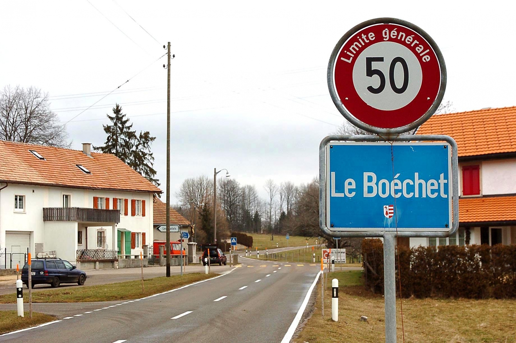 Vue partielle du Boechet

Le Boechet, le 16 janvier 2007
Photo: Richard Leuenberger LE BOECHET