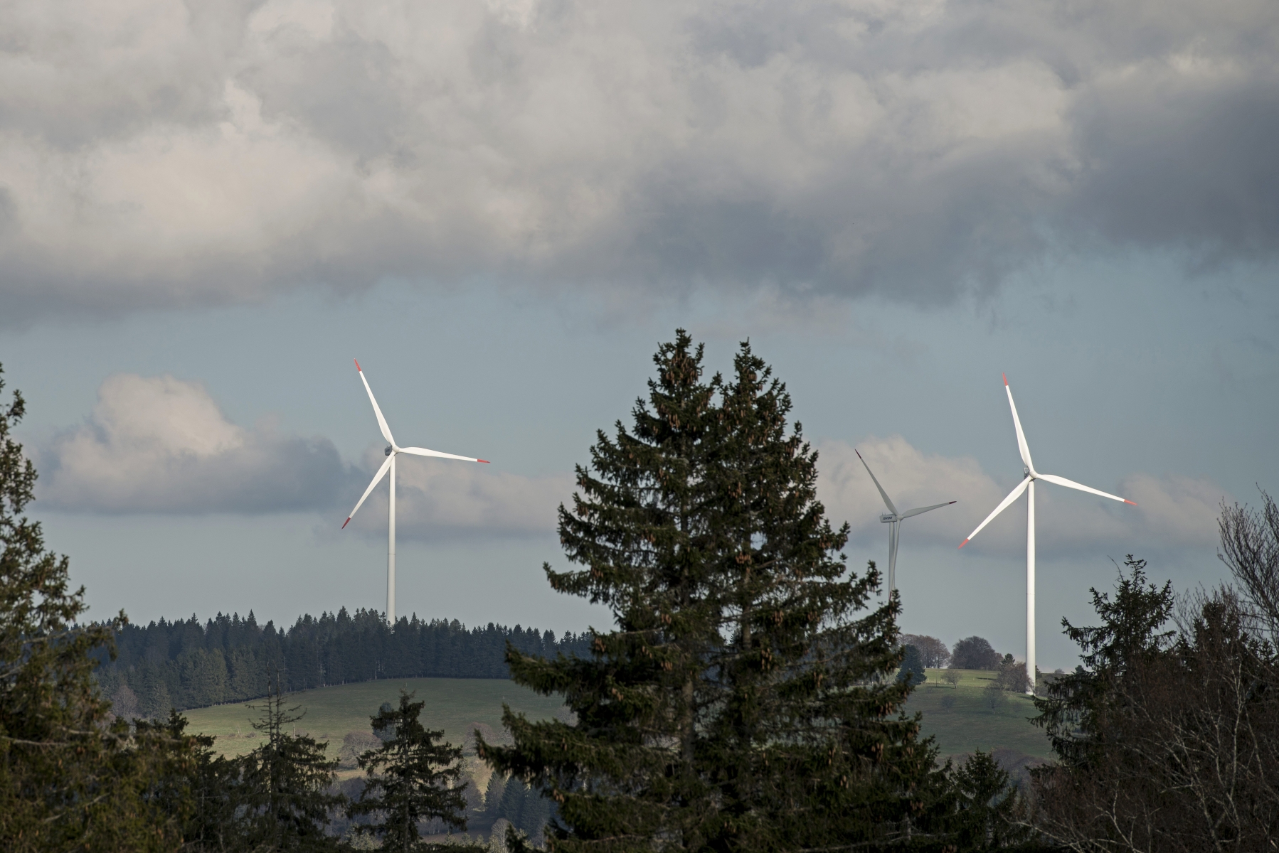 Quatre éoliennes du Mont-Crosin sur 16 seront remplacées. Ce qui induit 80 transports exceptionnels.