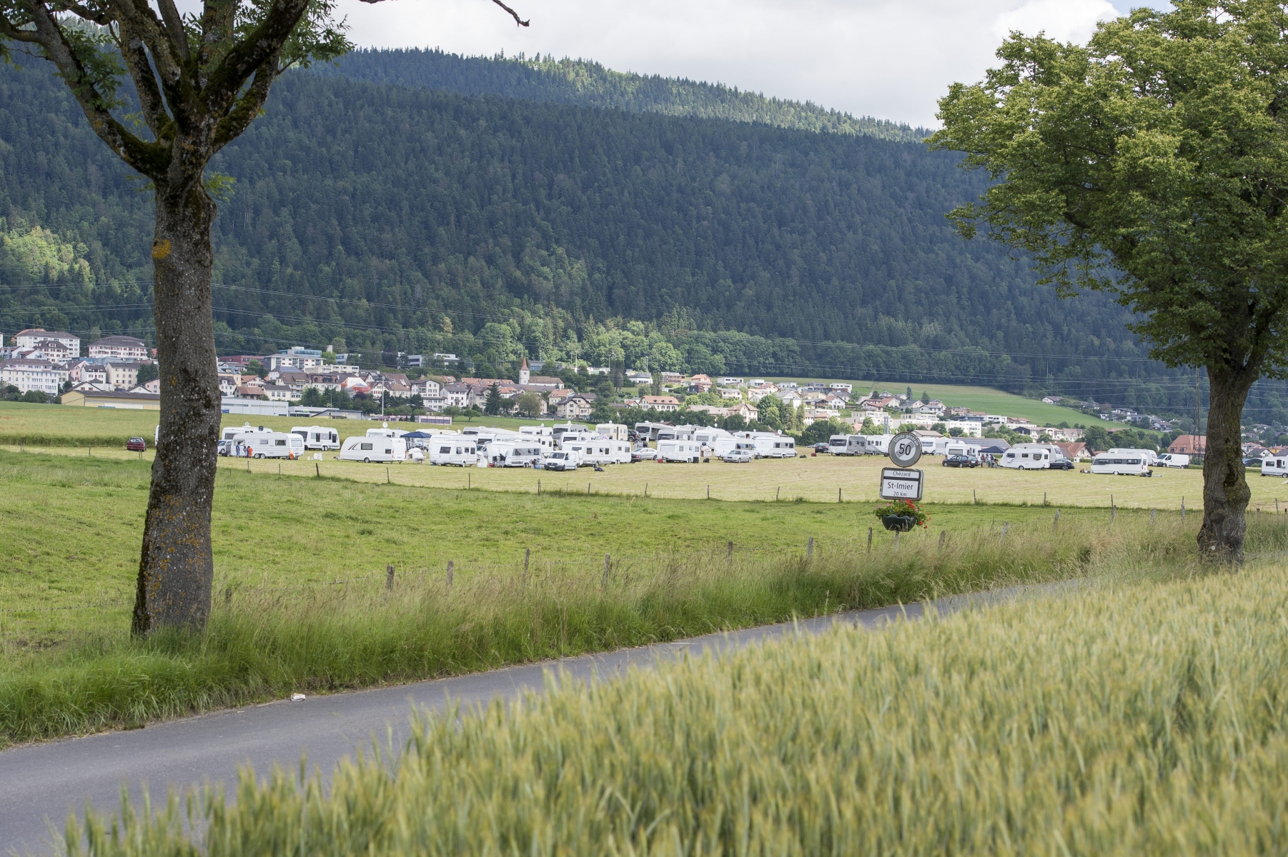 Les gens du voyage à Fontaines 