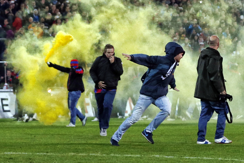 L'étau se resserre sur les hooligans.