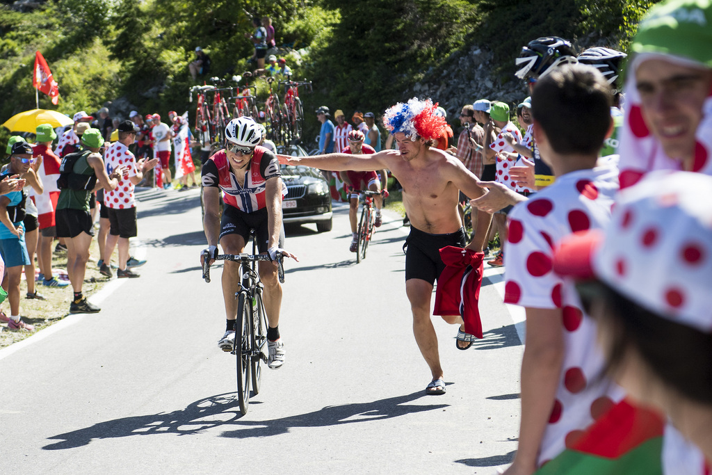 La compétition cycliste a enthousiasmé les Suisses.