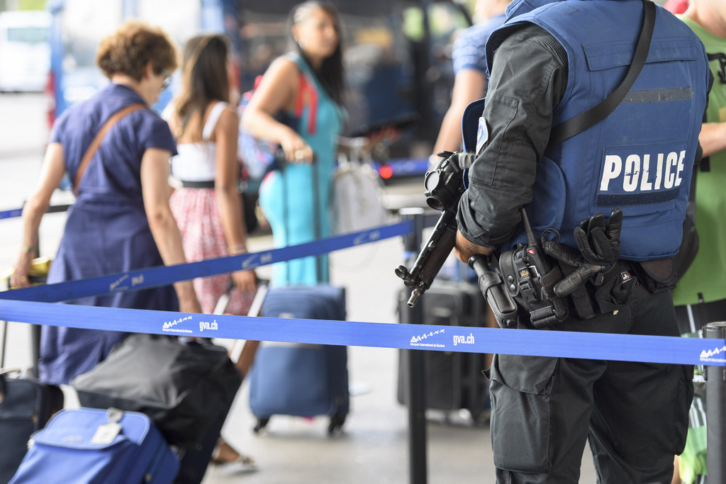 Un énorme dispositif de sécurité avait été mis en place après l'alerte à la bombe, mercredi matin.