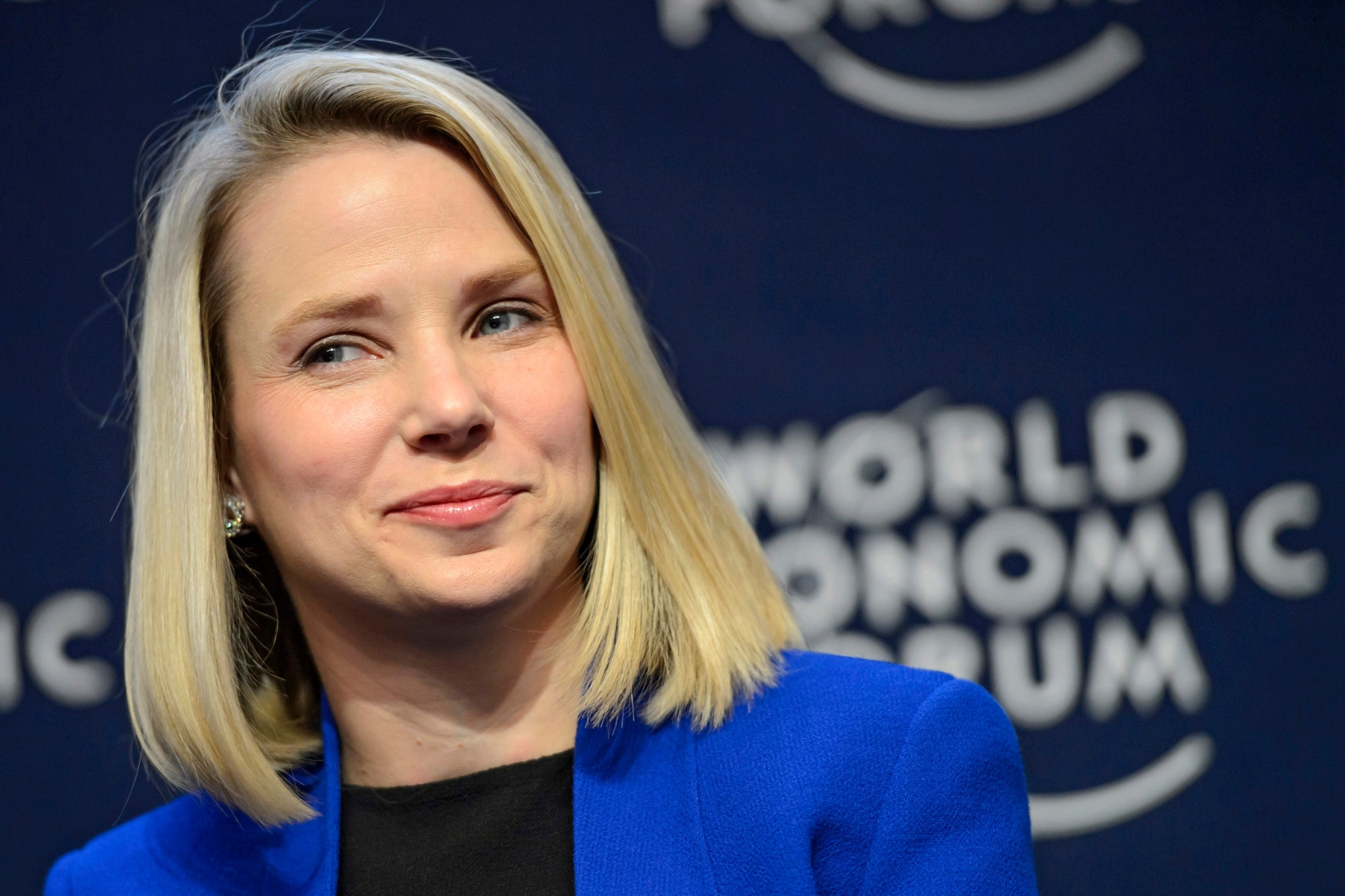 epa05440184 (FILE) A file picture dated 22 January 2014 shows Yahoo CEO Marissa Mayer during a panel session on the first day of the 44th Annual Meeting of the World Economic Forum (WEF) in Davos, Switzerland. US telecommunications giant Verzion on 25 July 2016 announced the takeover of Internet dinosaur Yahoo 4.8 billion US dollars.  EPA/LAURENT GILLIERON *** Local Caption *** 52178070 FILE SWITZERLAND USA YAHOO VERIZON