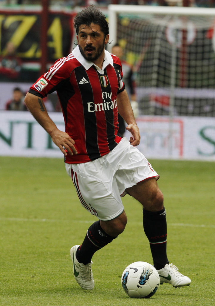 le footballeur italien Gennaro Gattuso aurait signé au FC Sion pour deux ans. 