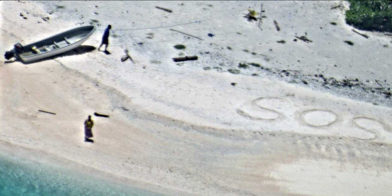  Le couple avait quitté le 17 août une autre île de Micronésie dans une embarcation de cinq mètres.