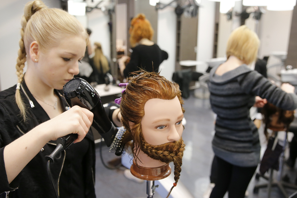 Les taux de résiliation sont plus importants dans des métiers, tels que la coiffure.