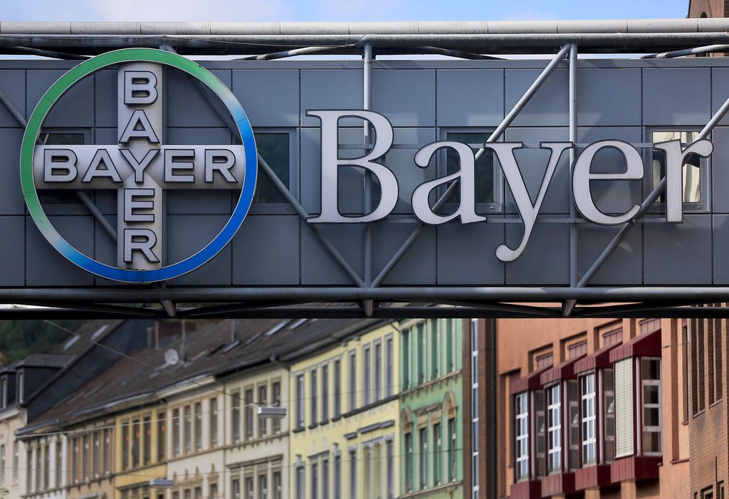 Le chimiste allemand Bayer a racheté la société de pesticides et semences OGM Monsanto pour 66 milliards de dollars.