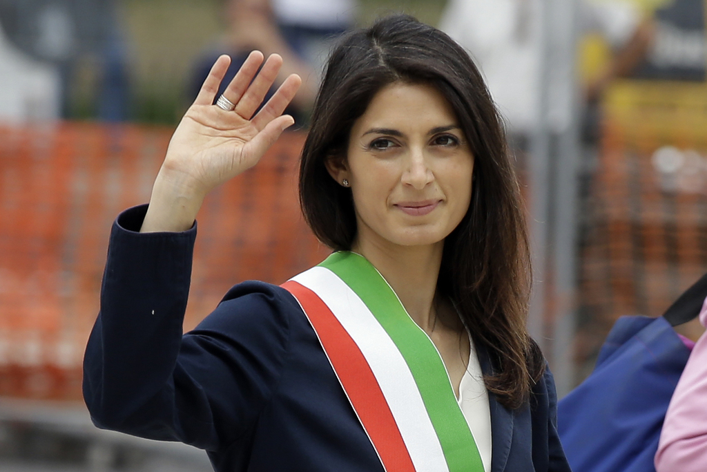 Quand elle évoque les Jeux olympiques, Virginia Raggi parle de "cathédrales dans le désert".