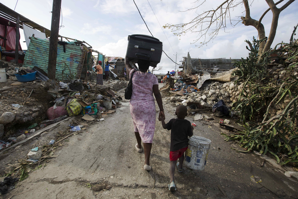 L'ouragan Matthew s'essouffle, et laisse derrière lui une Haïti en danger. 