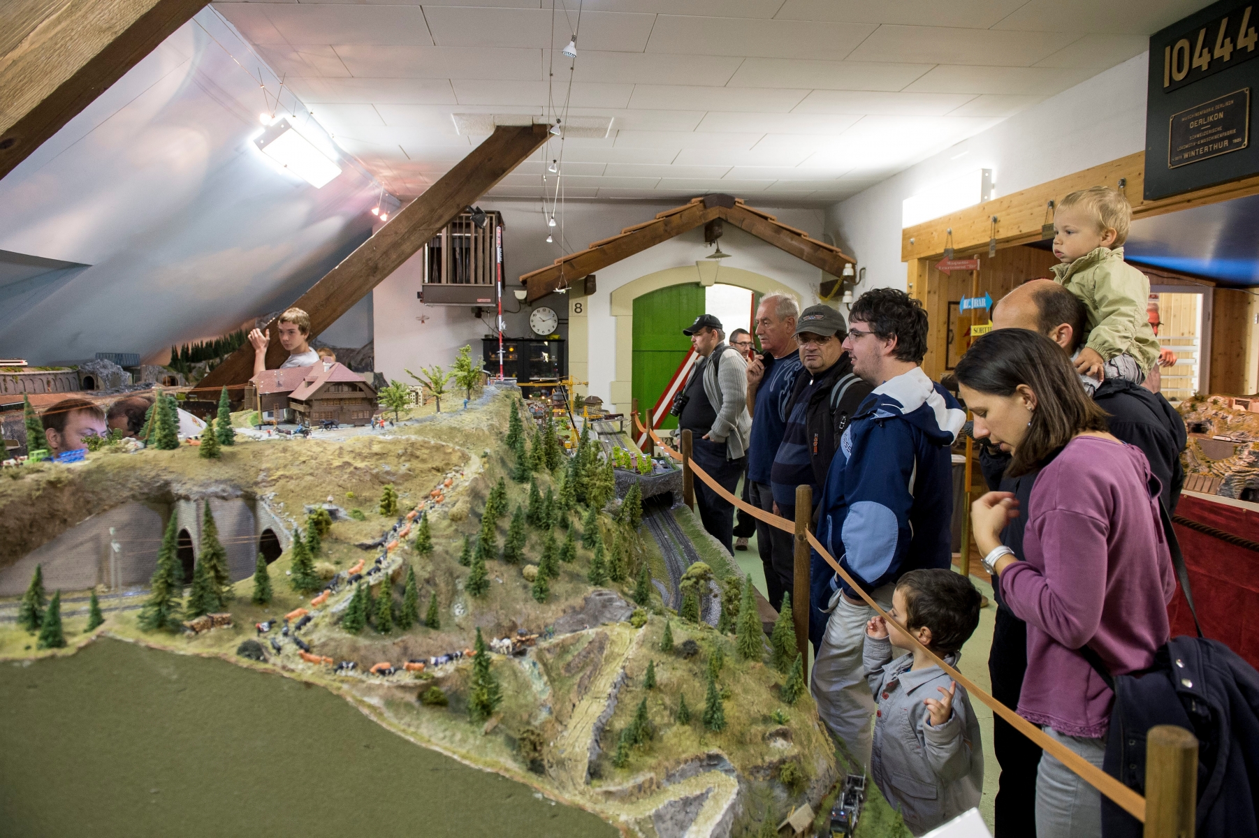 Le Club des amis des chemins de fer organise des portes ouvertes sur les maquettes de trains electrique.  

La Chaux-de-Fonds, le 15.10.2016

Photo : Lucas Vuitel