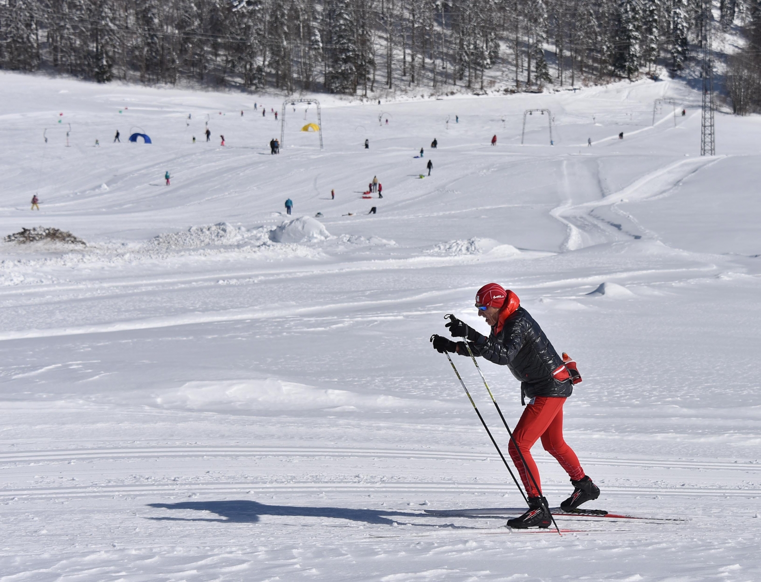 Magnifiques conditions pour skier a La Corbatiere



La Corbatiere 9 mars 2016

Photo R Leuenberger HIVER