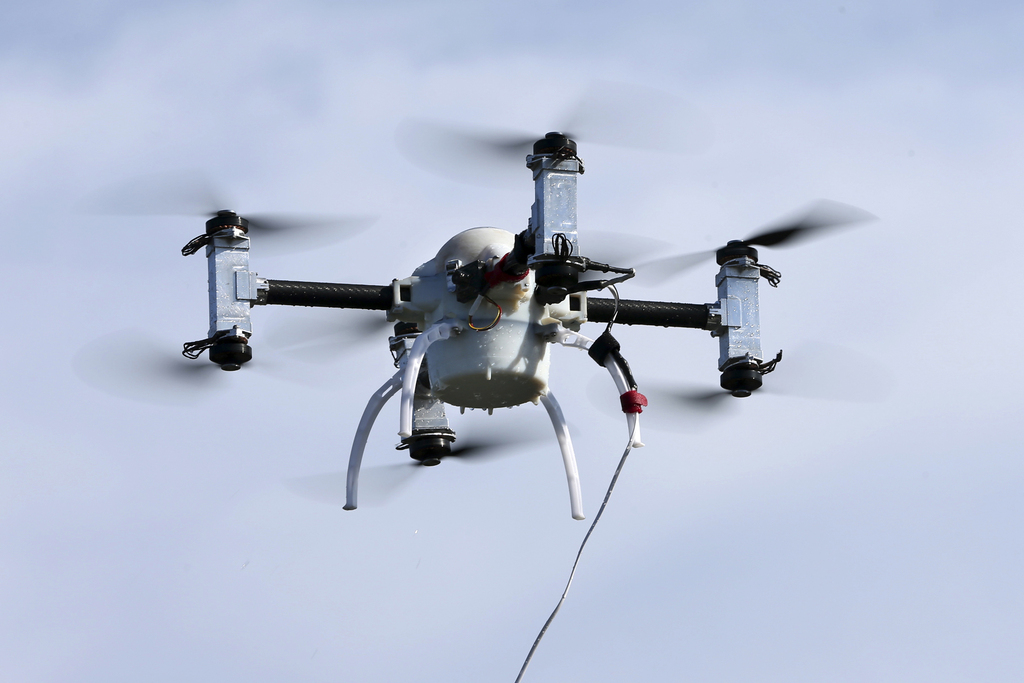 Les drones présentent une menace pour les prisons qui cherchent désormais à les détecter.