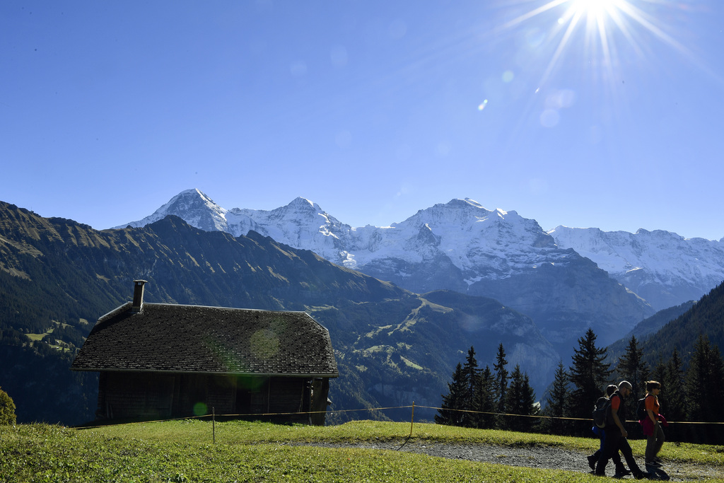 Des températures anormalement élevées pour une fin octobre ont été relevées ce lundi en Suisse. 