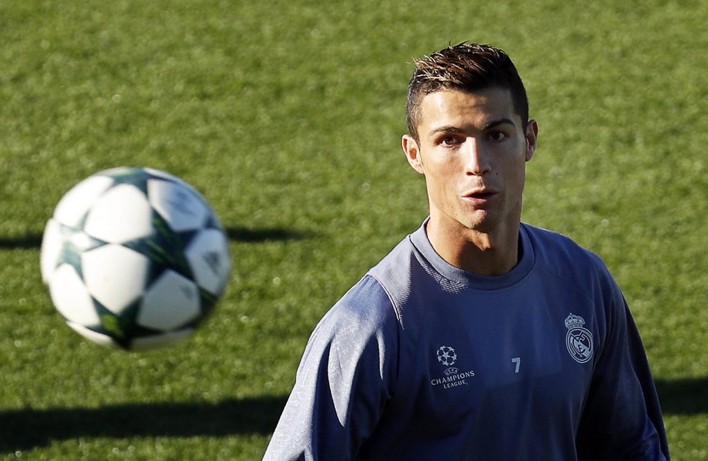 Le ballon sera-t-il en or ce soir pour "CR7"? Rendez-vous à 20 heures.