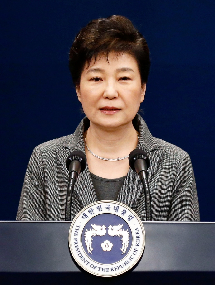 epa05666857 (FILE) A file picture dated 29 November 2016 shows South Korean President Park Geun-Hye during an address to the nation amid increasing calls for her resignation over a corruption scandal engulfing her presidency, involving her and her longtime friend Choi Soon-sil, at the presidential Blue House in Seoul, South Korea, 29 November 2016. According to reports, 234 out of 300 South Korean lawmakers approved a motion to impeach President Park Geun-hye on 09 December 2016, over influence-peddling allegations.  EPA/JEON HEON-KYUN/POOL FILE SOUTH KOREA POLITICS PRESIDENTIAL IMPEACHMENT